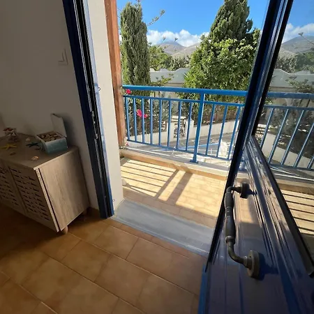 Cozy Corner Marmara Paros Apartment